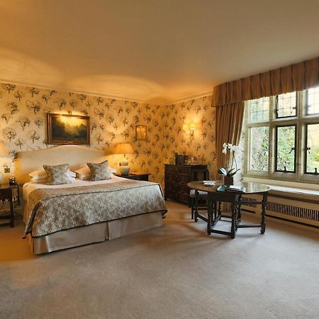 Hotel Gravetye Manor East Grinstead Esterno foto