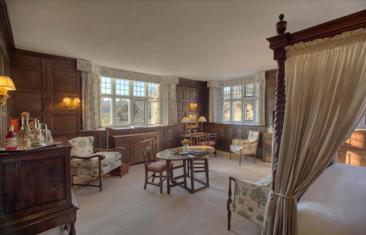 Hotel Gravetye Manor East Grinstead Esterno foto